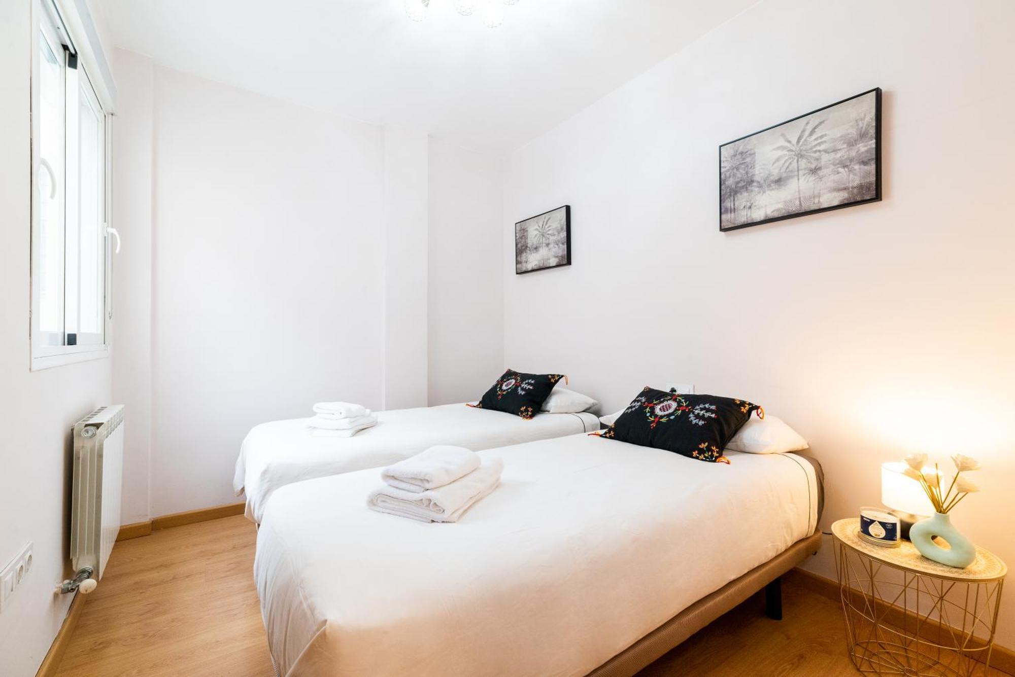 El Generalife Cerca Centro Y Sierra Nevada Con Piscina Y Barbacoa Y Parking Gratis Lejlighed Granada Eksteriør billede