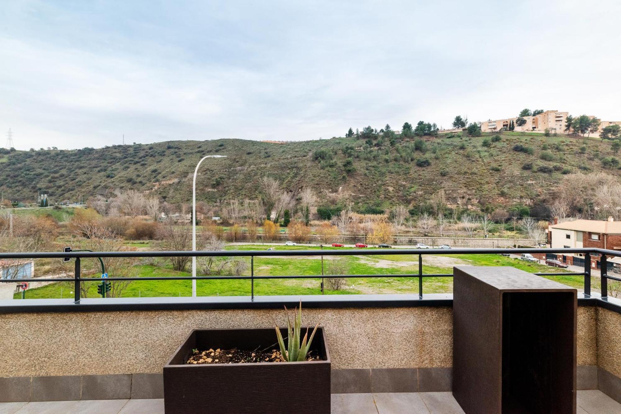 El Generalife Cerca Centro Y Sierra Nevada Con Piscina Y Barbacoa Y Parking Gratis Lejlighed Granada Eksteriør billede