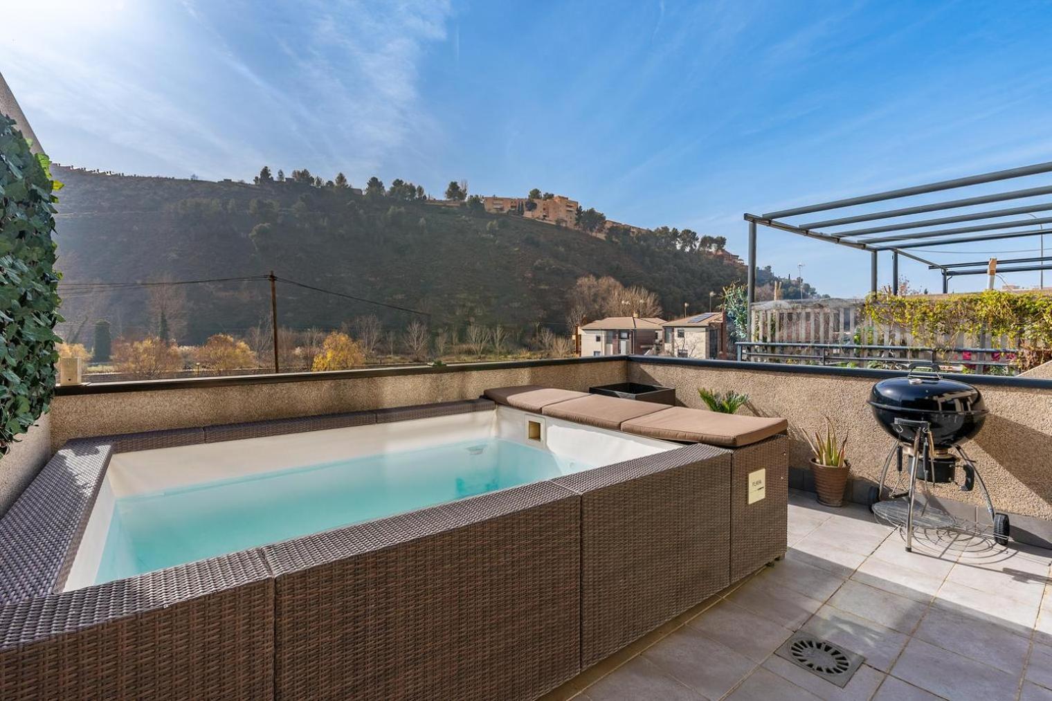 El Generalife Cerca Centro Y Sierra Nevada Con Piscina Y Barbacoa Y Parking Gratis Lejlighed Granada Eksteriør billede